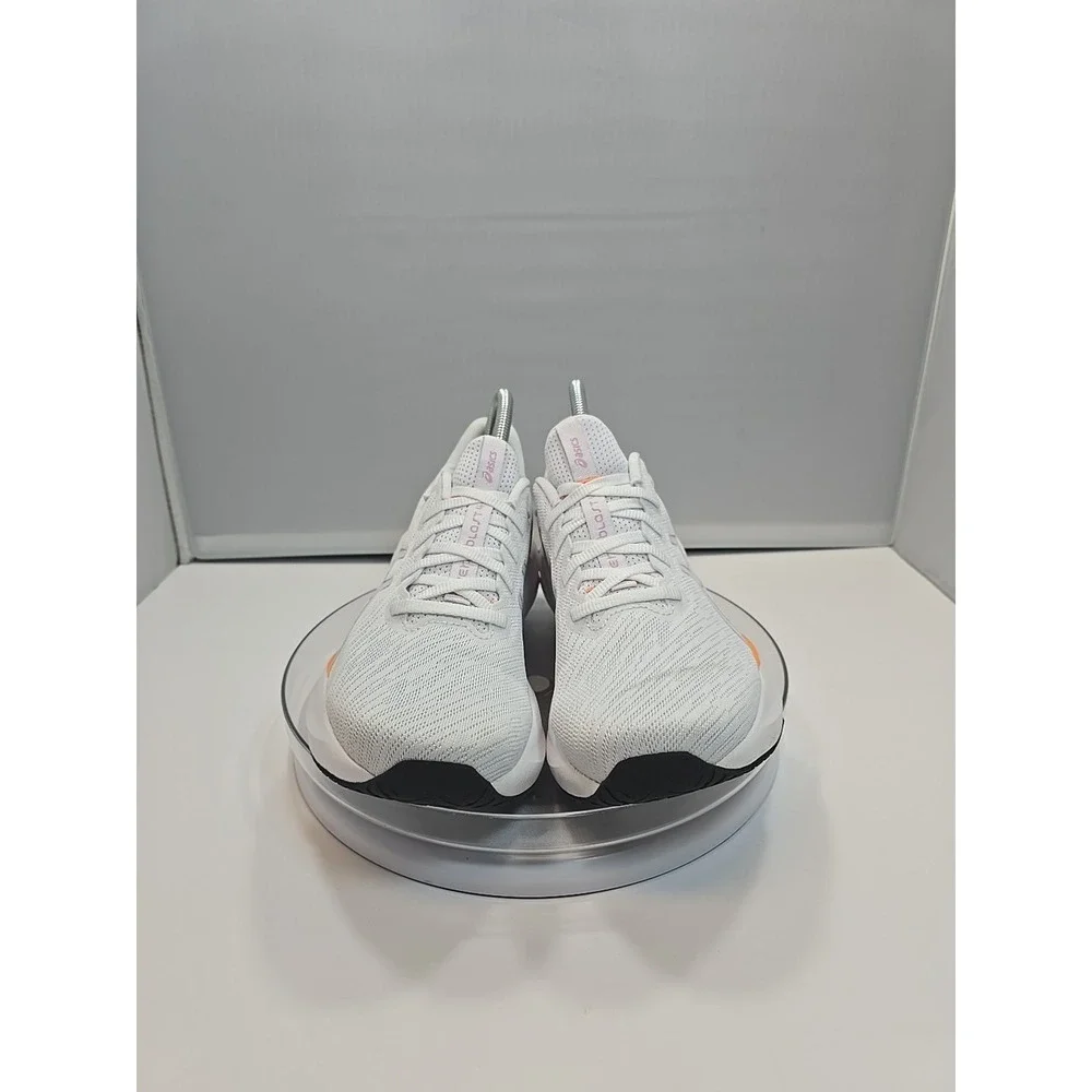 WOMENS 9.5 ASICS Versablast 4 Running Training Shoe White Light Ube 1012B775-100 - Picture 3 of 16